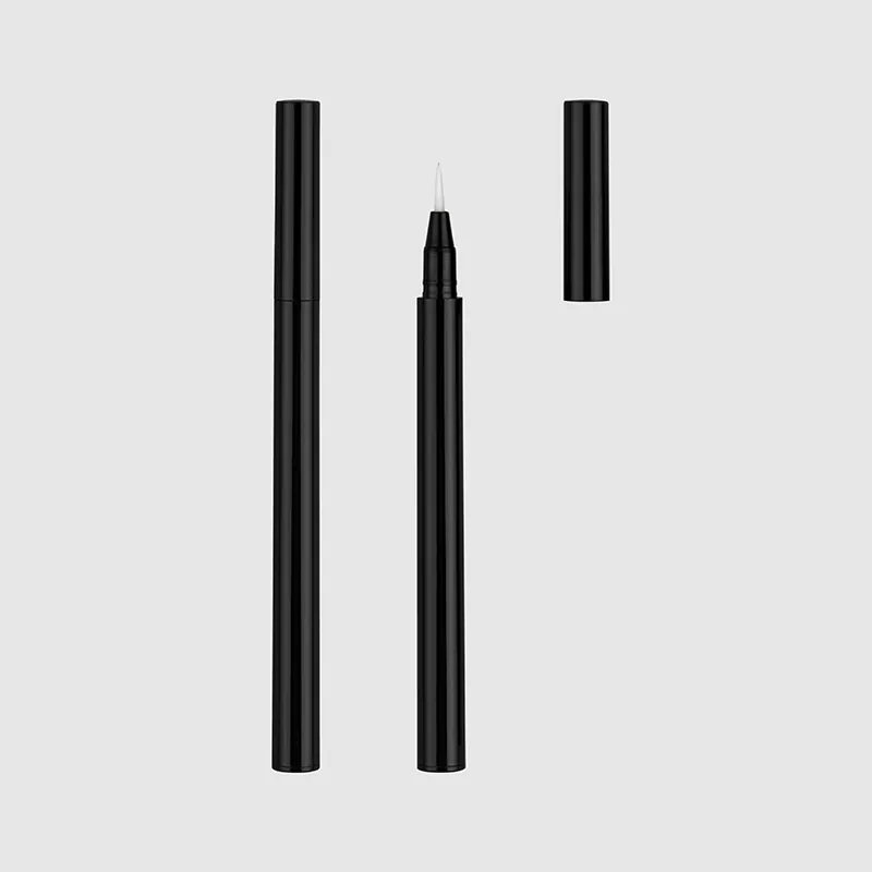Emballage eye-liner liquide à pointe de pinceau fine